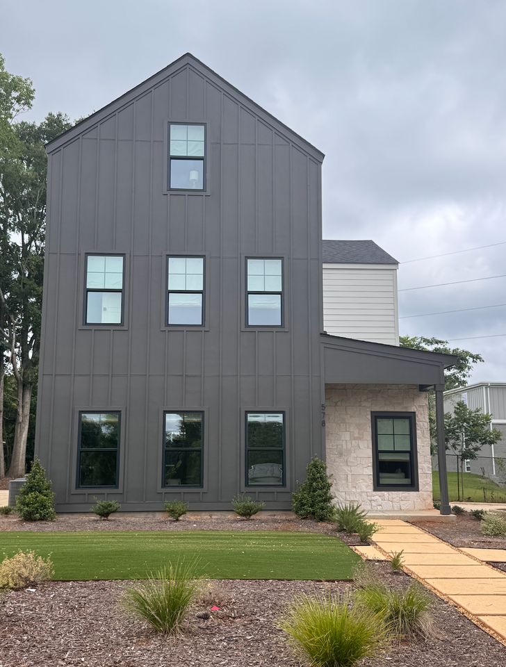 580 Pride Ave - Photo 2 of 19