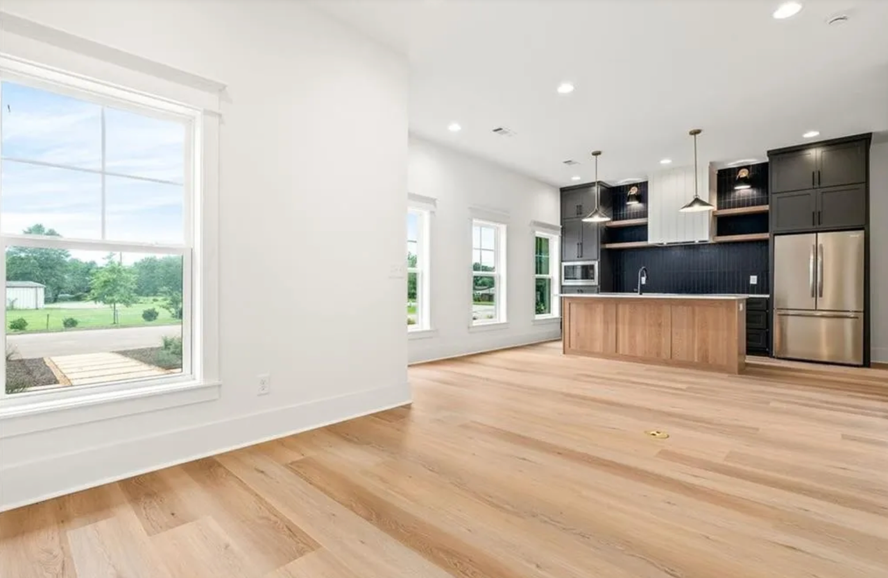578 Pride Ave - Photo 7 of 28
