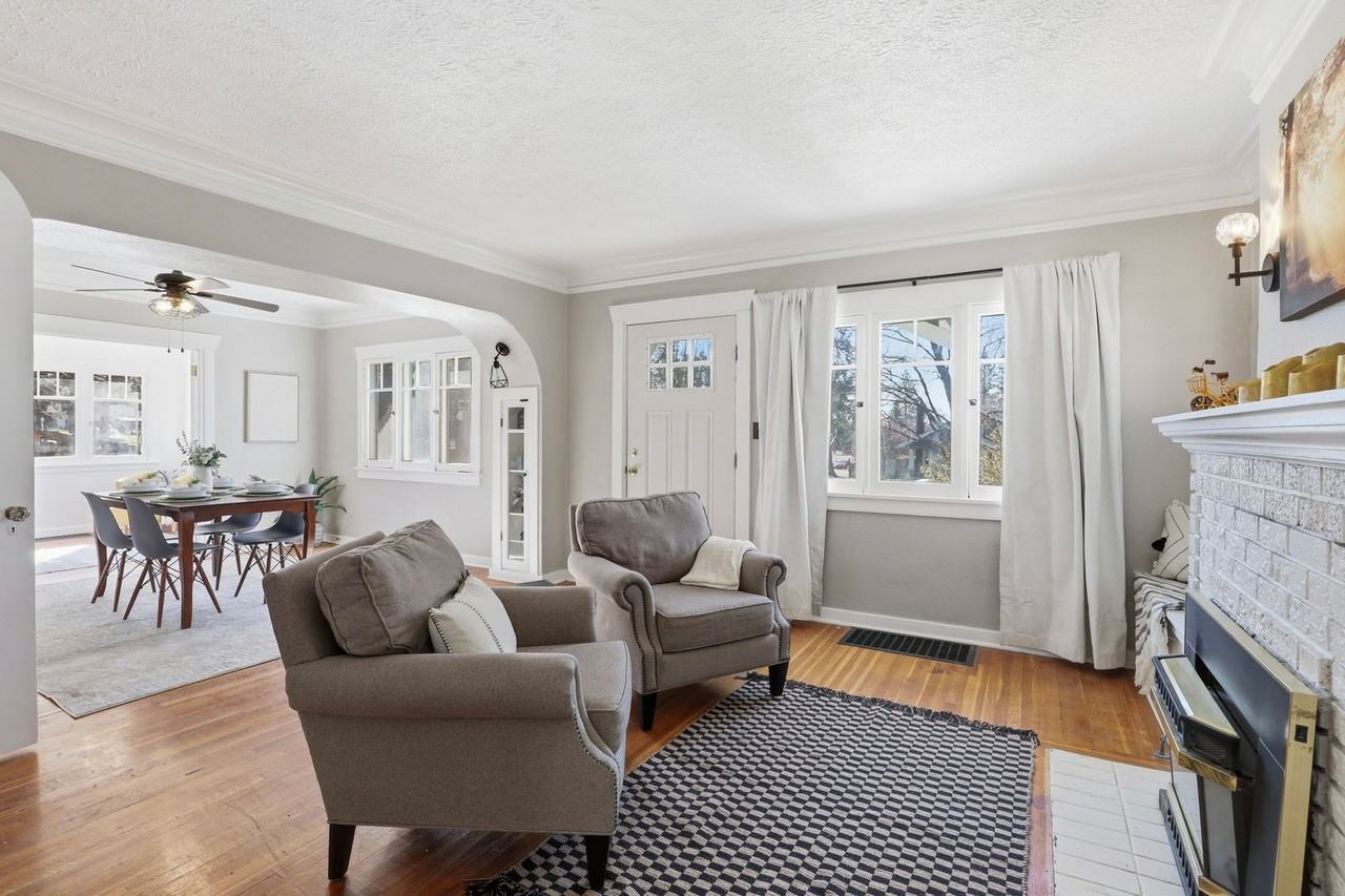 3402 W Kiernan Ave - Photo 7 of 46