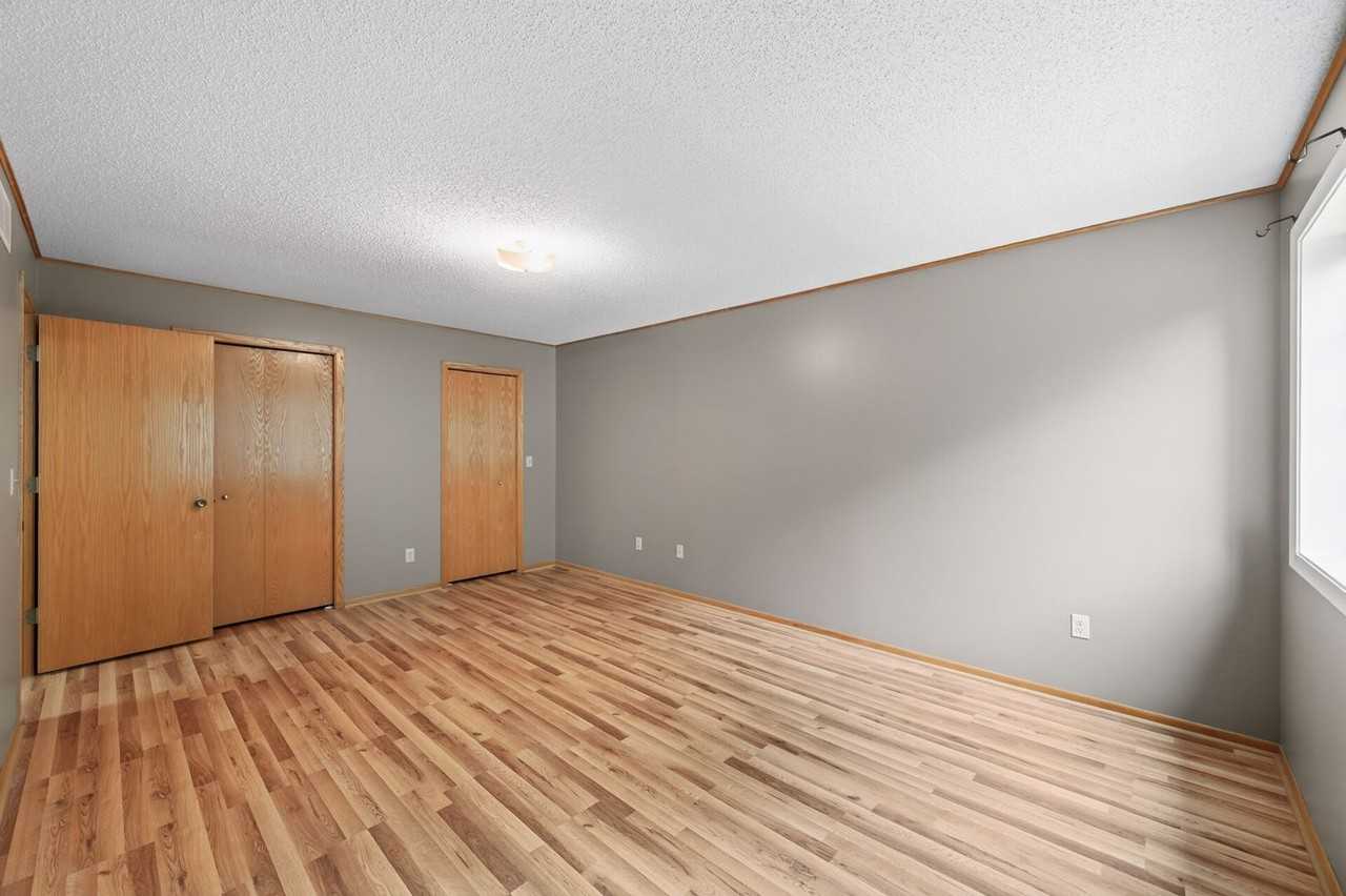 9992 Fillmore St Ne - Photo 4 of 25