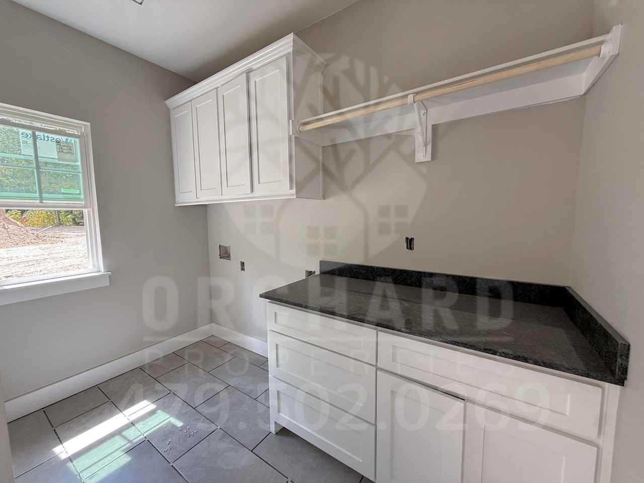 25 Sorbie Dr - Photo 4 of 9
