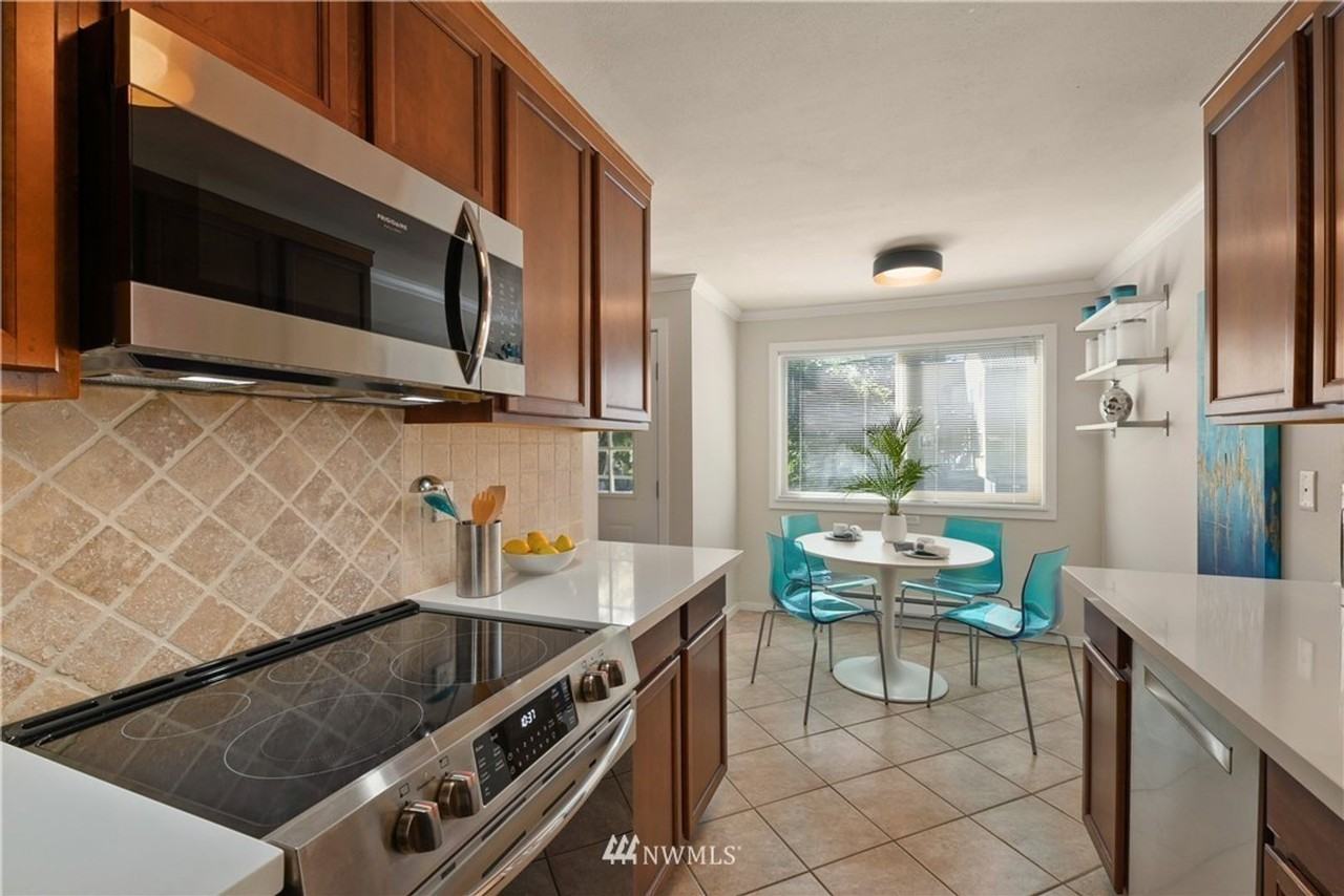 1422 Nw 63rd St #202 - Photo 4 of 20