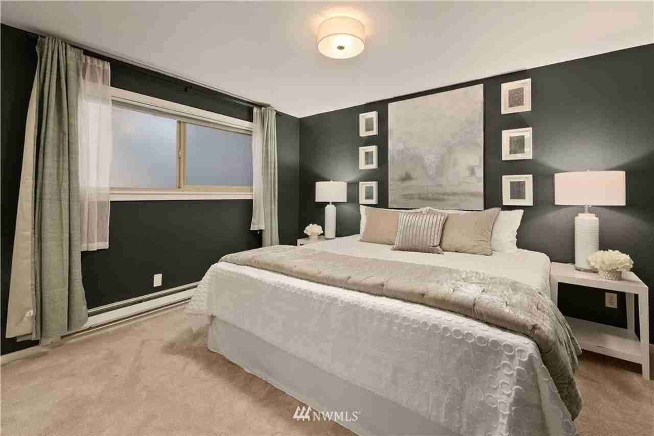 1422 Nw 63rd St #202 - Photo 6 of 20