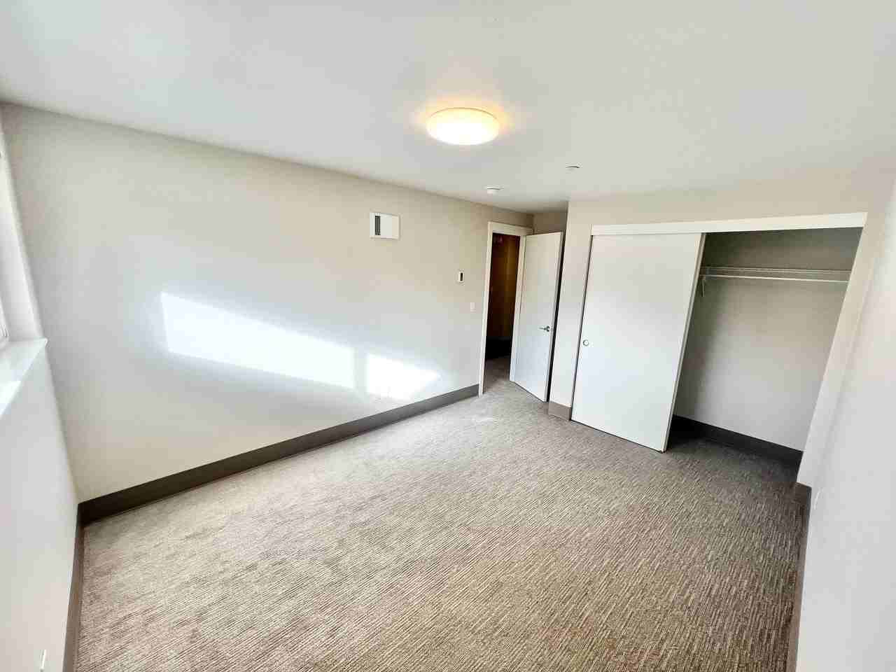 Cougar Creek Apartments - Photo 7 of 14
