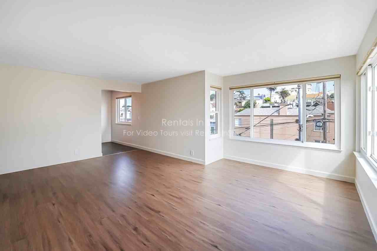 4301 Balboa St #301 - Photo 3 of 15