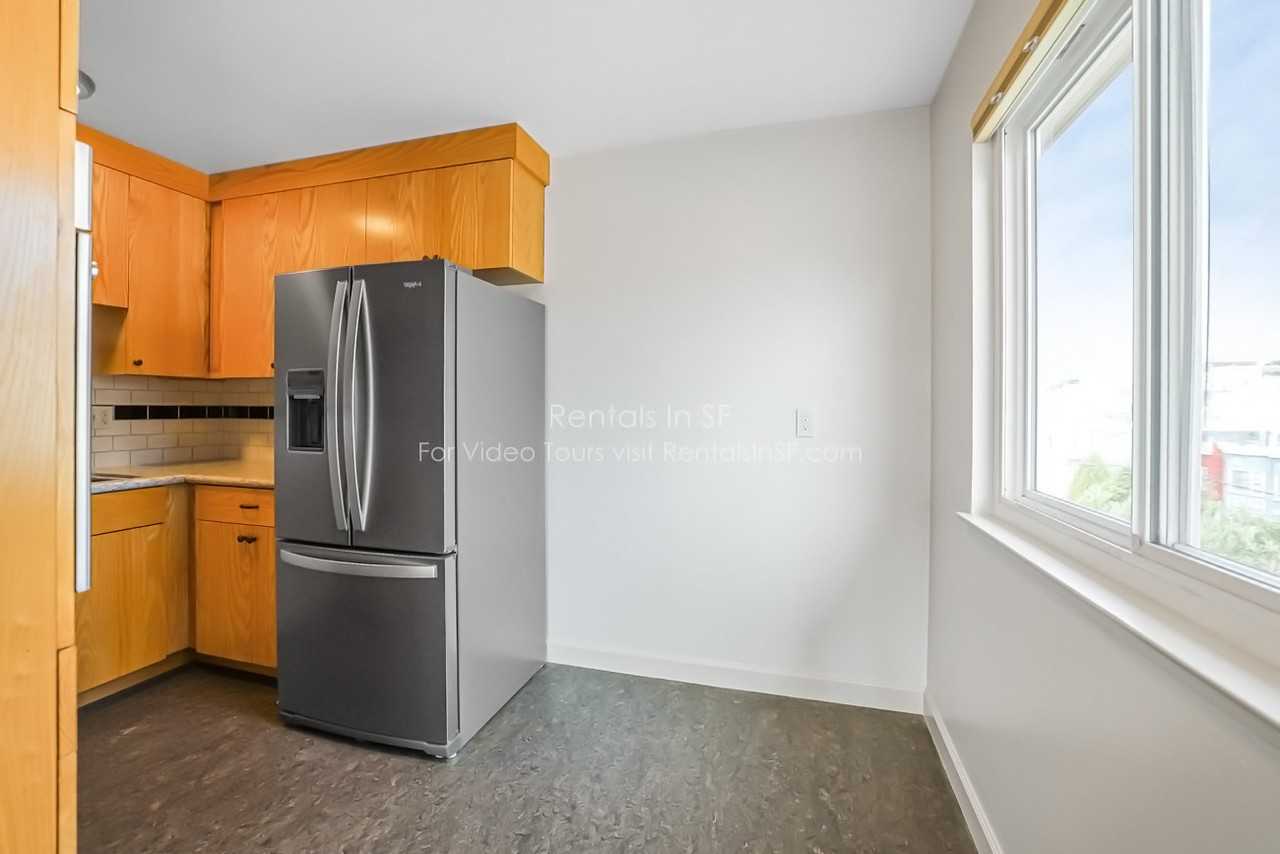 4301 Balboa St #301 - Photo 5 of 15