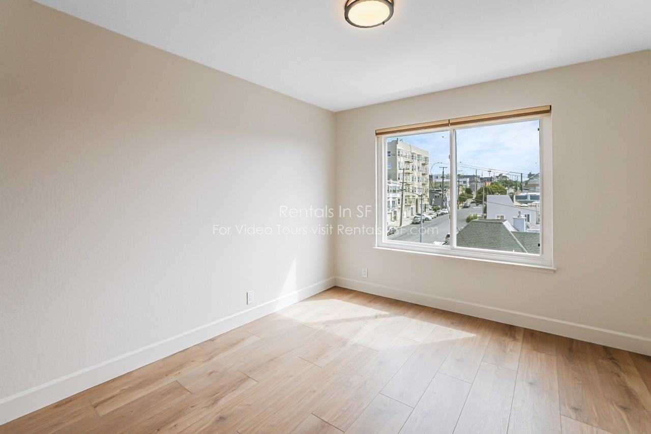 4301 Balboa St #301 - Photo 7 of 15