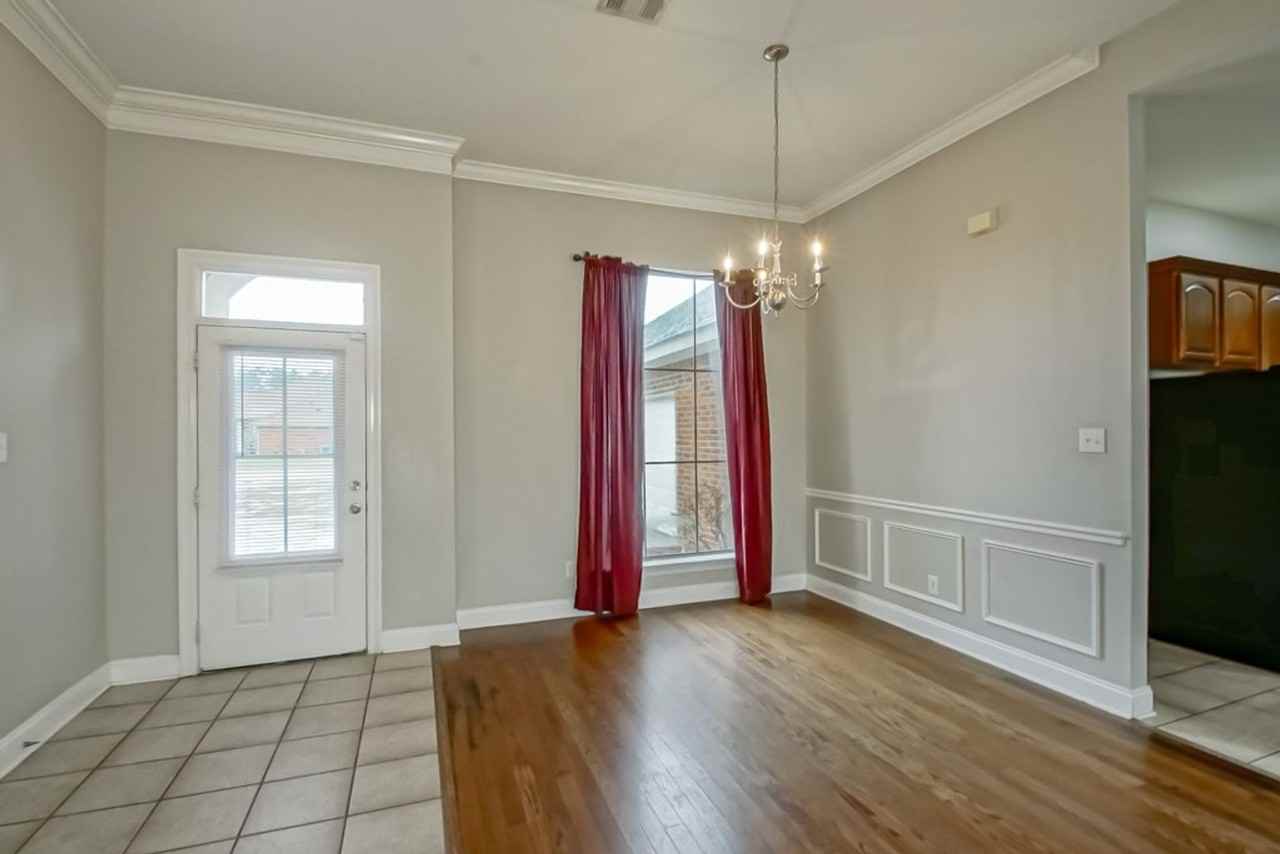 12600 12600 Woodland Hill Dr. - Photo 5 of 17