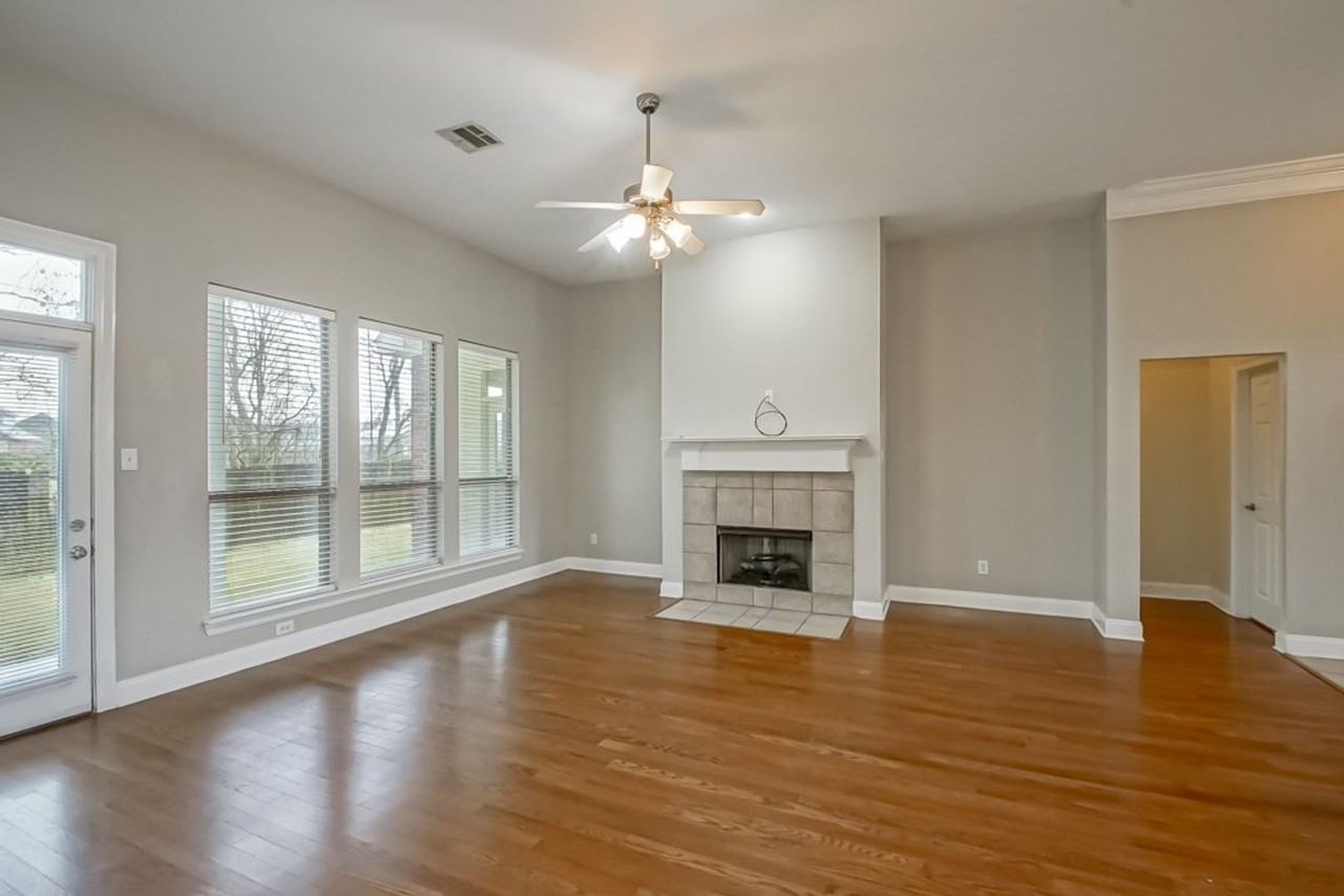 12600 12600 Woodland Hill Dr. - Photo 7 of 17