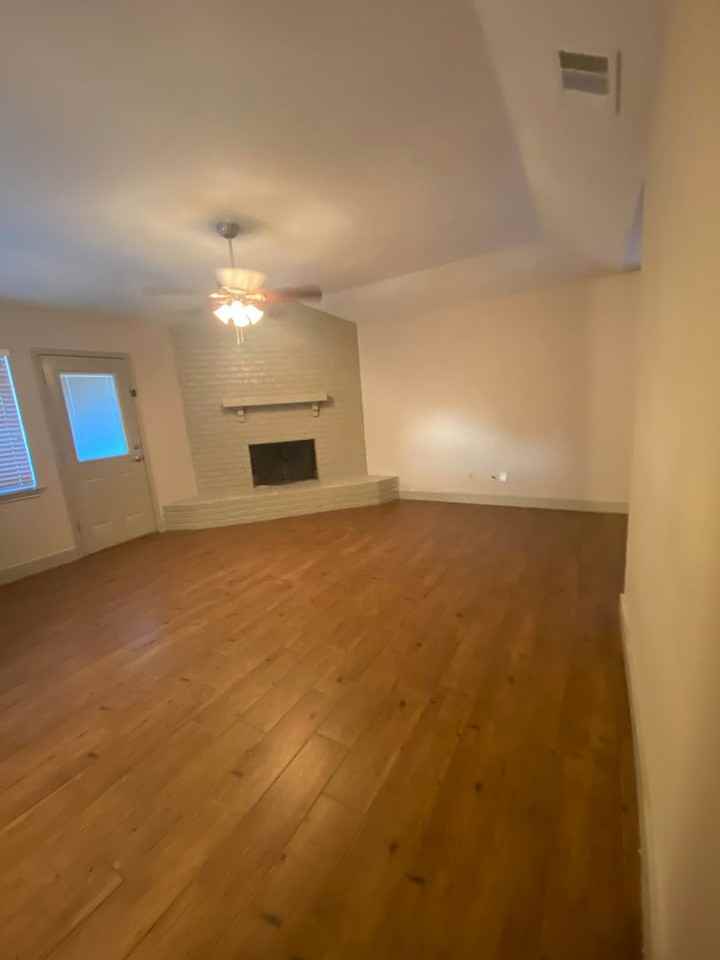 9291 Burbank - Photo 2 of 13