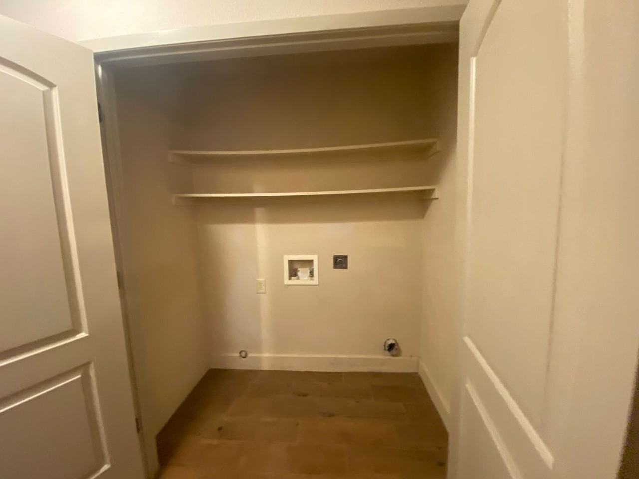9291 Burbank - Photo 7 of 13