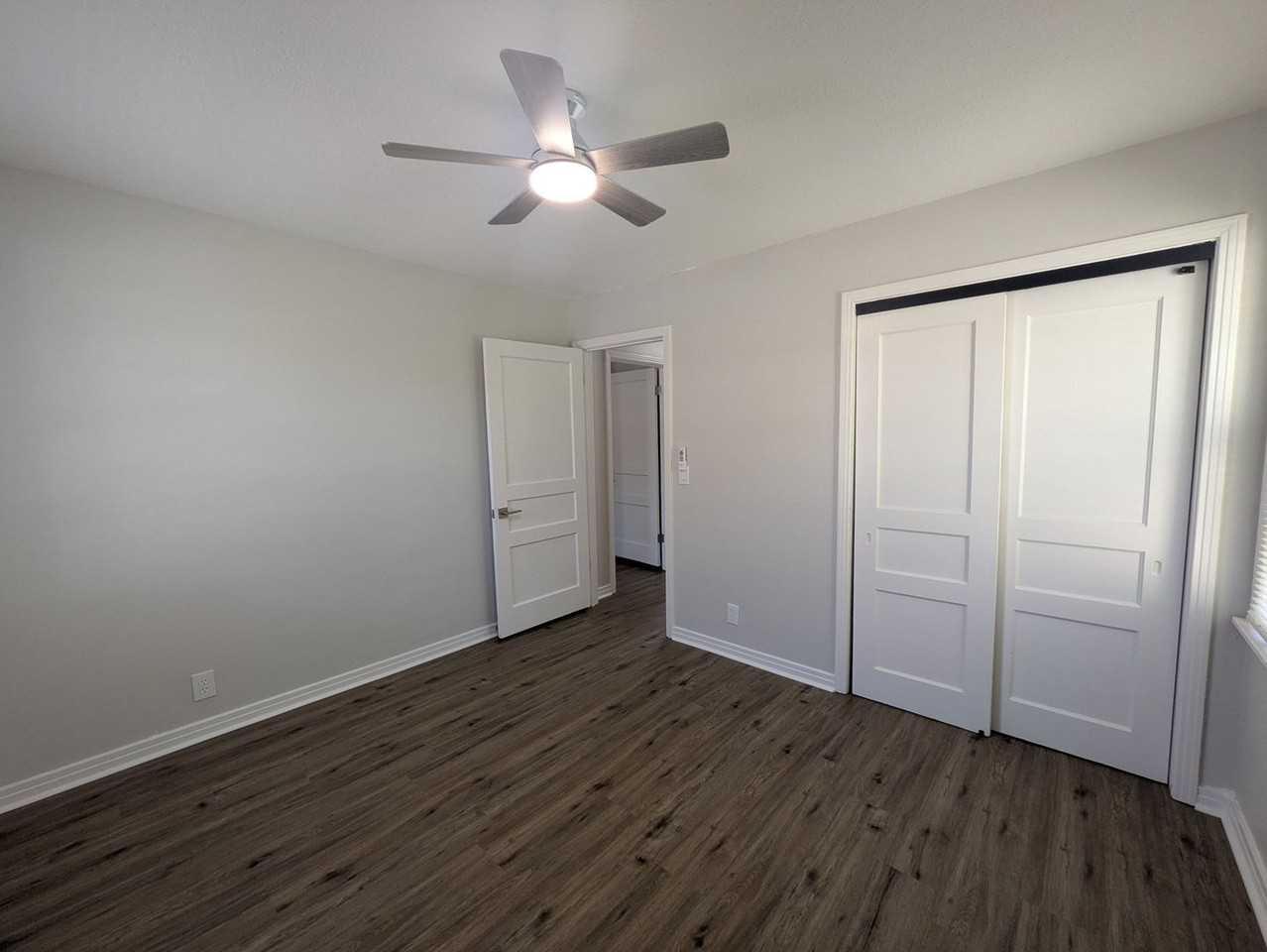 3705 Hewlett Dr - Photo 6 of 17