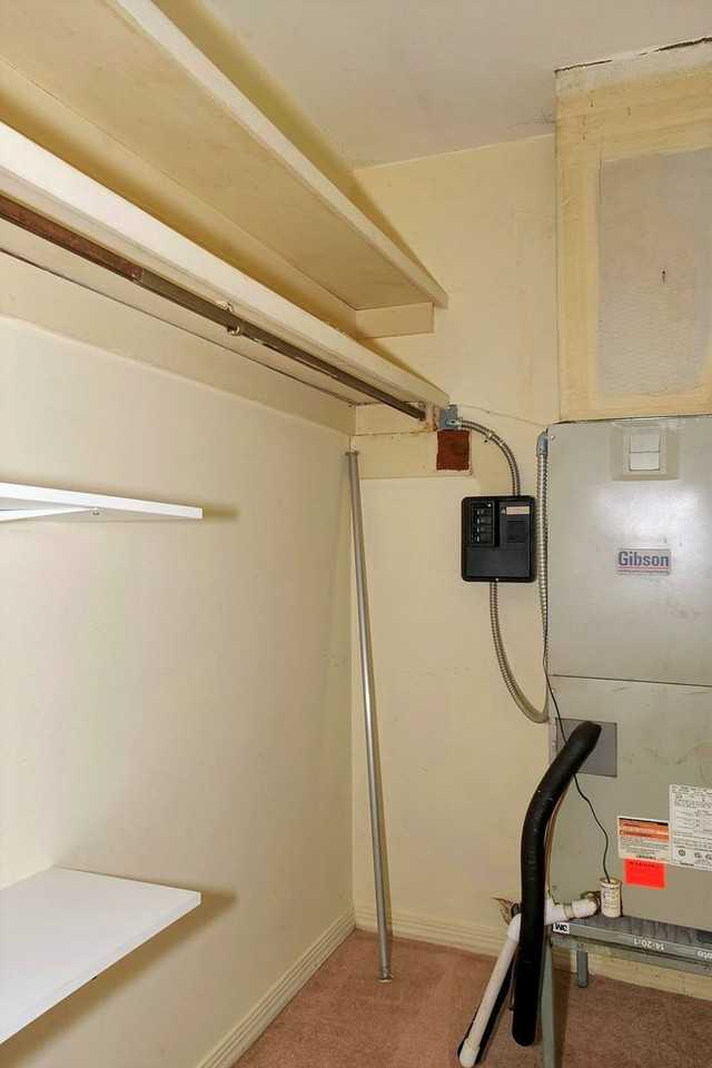 511 Hillcrest St #3 - Photo 7 of 10