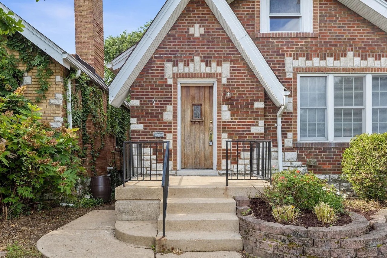 6840 Plateau Ave - Photo 3 of 29