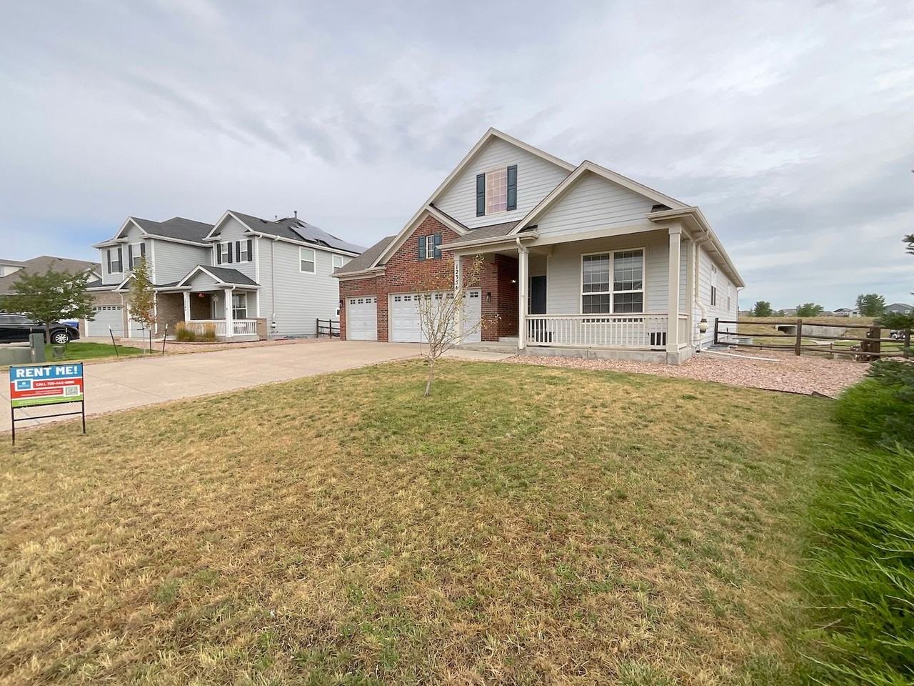 12354 Pine Valley Cir - Photo 2 of 35