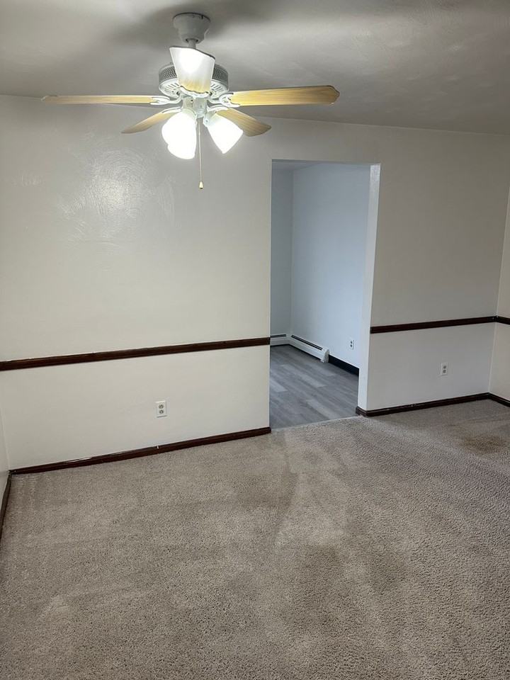 Southern Blvd. Apartments - Photo 3 of 20