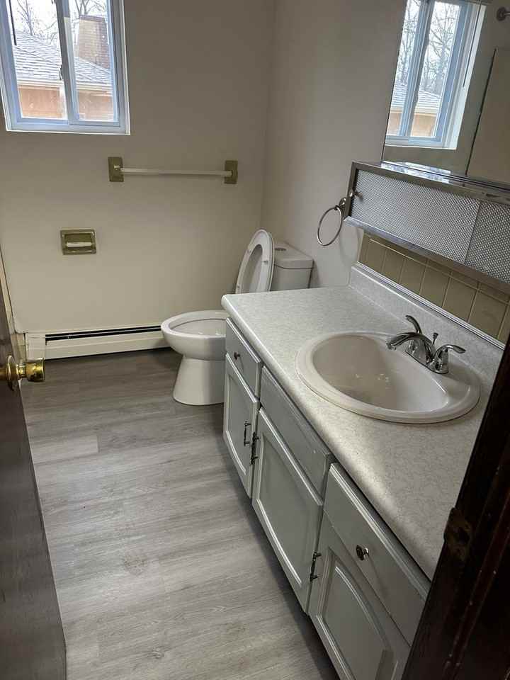 Southern Blvd. Apartments - Photo 6 of 20