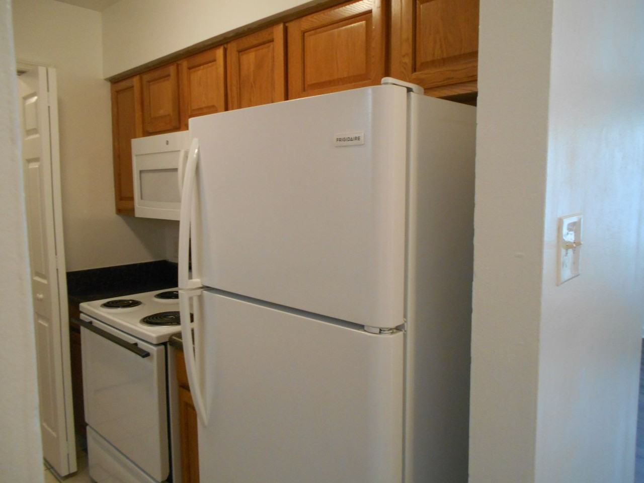 615 Carter Ln #D2 - Photo 5 of 18