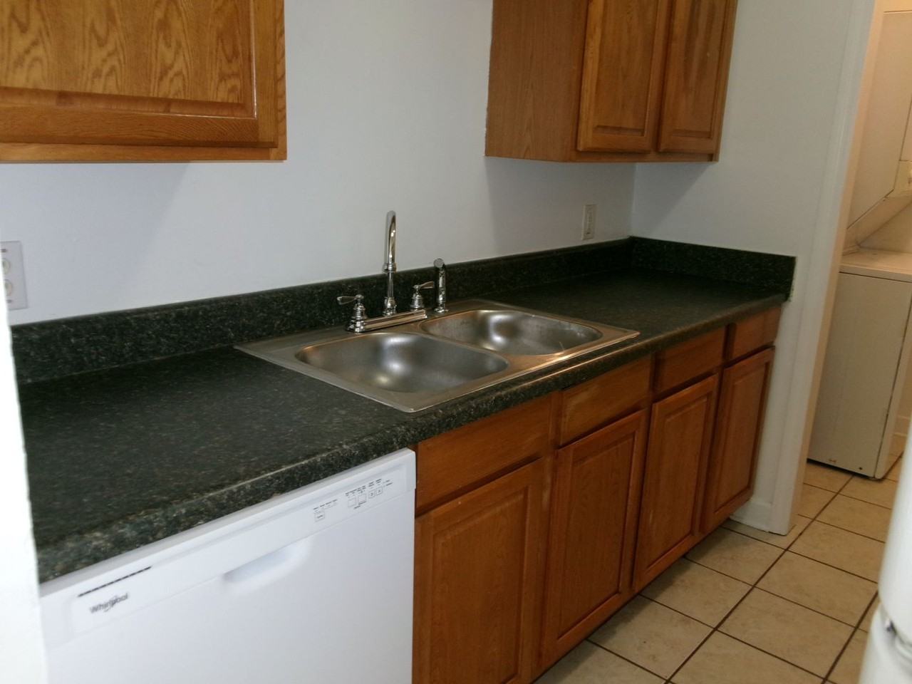 615 Carter Ln #D2 - Photo 6 of 18