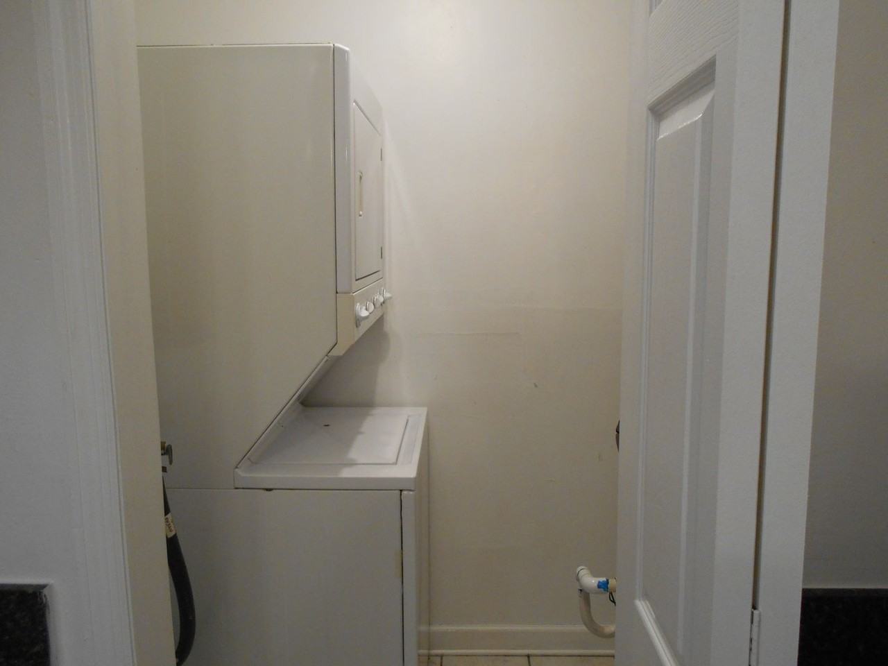 615 Carter Ln #D2 - Photo 7 of 18