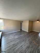 Knoxville Manor - Photo 1 of 1