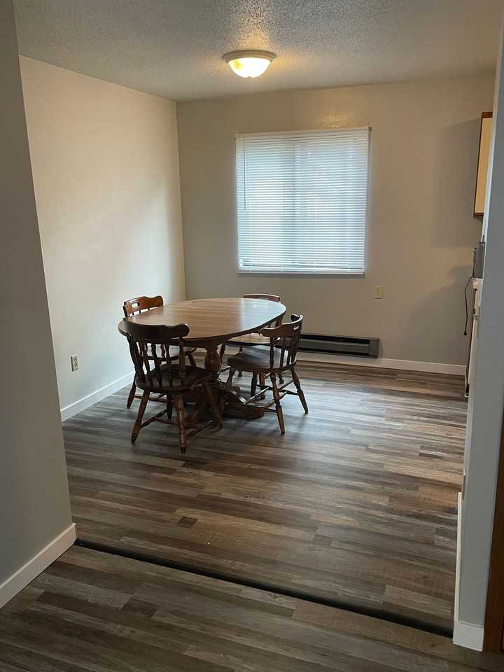 1125 Vine Street - Photo 4 of 8