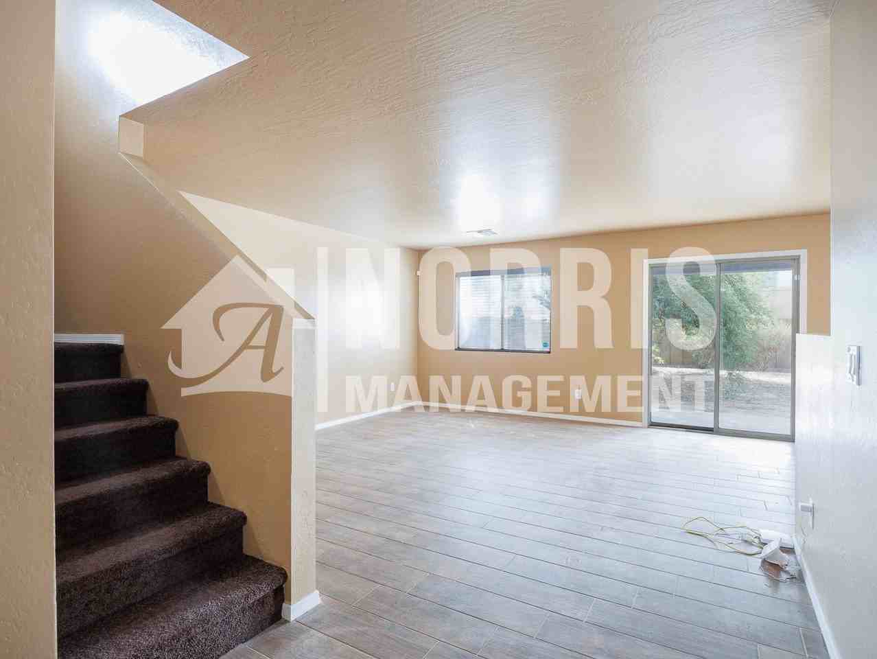 2143 W Broadway Ave - Photo 6 of 42
