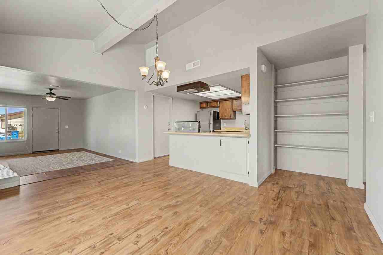 1142 Nadene Dr - Photo 7 of 15