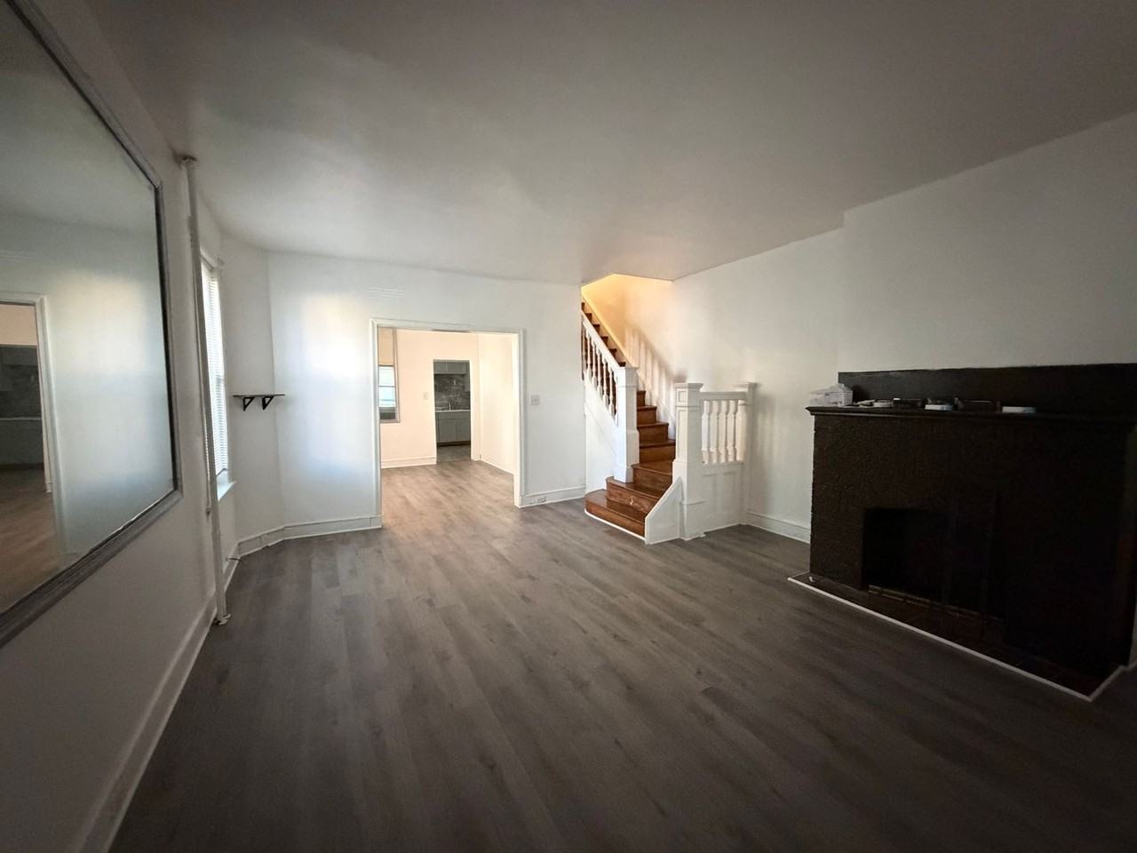 315 S 6th St - Photo 5 of 32