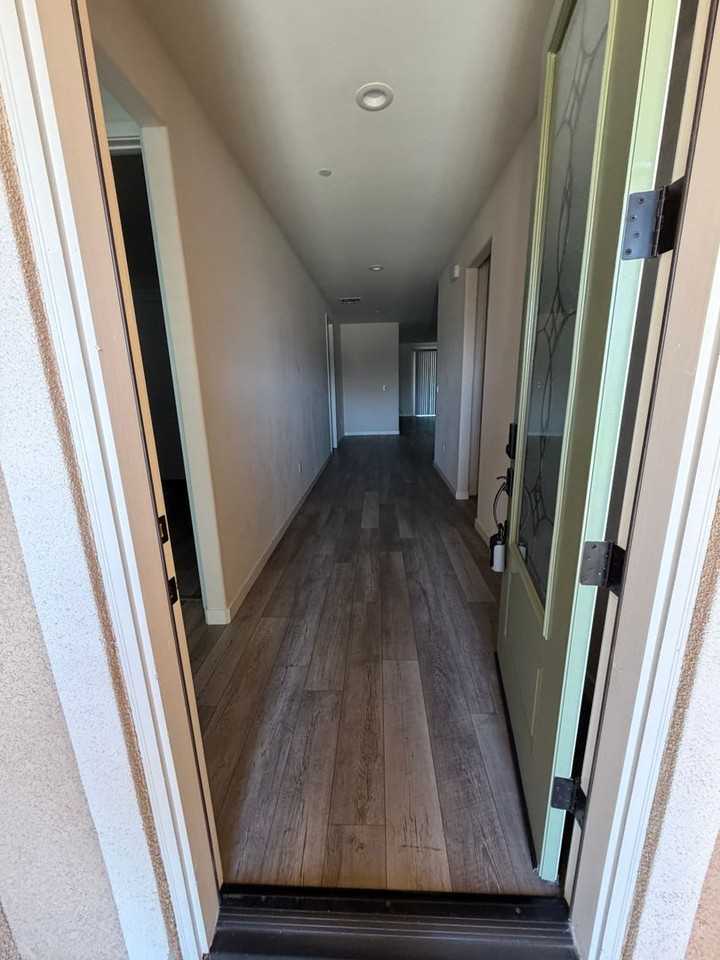 9824 Fort Sanders Ave - Photo 3 of 16
