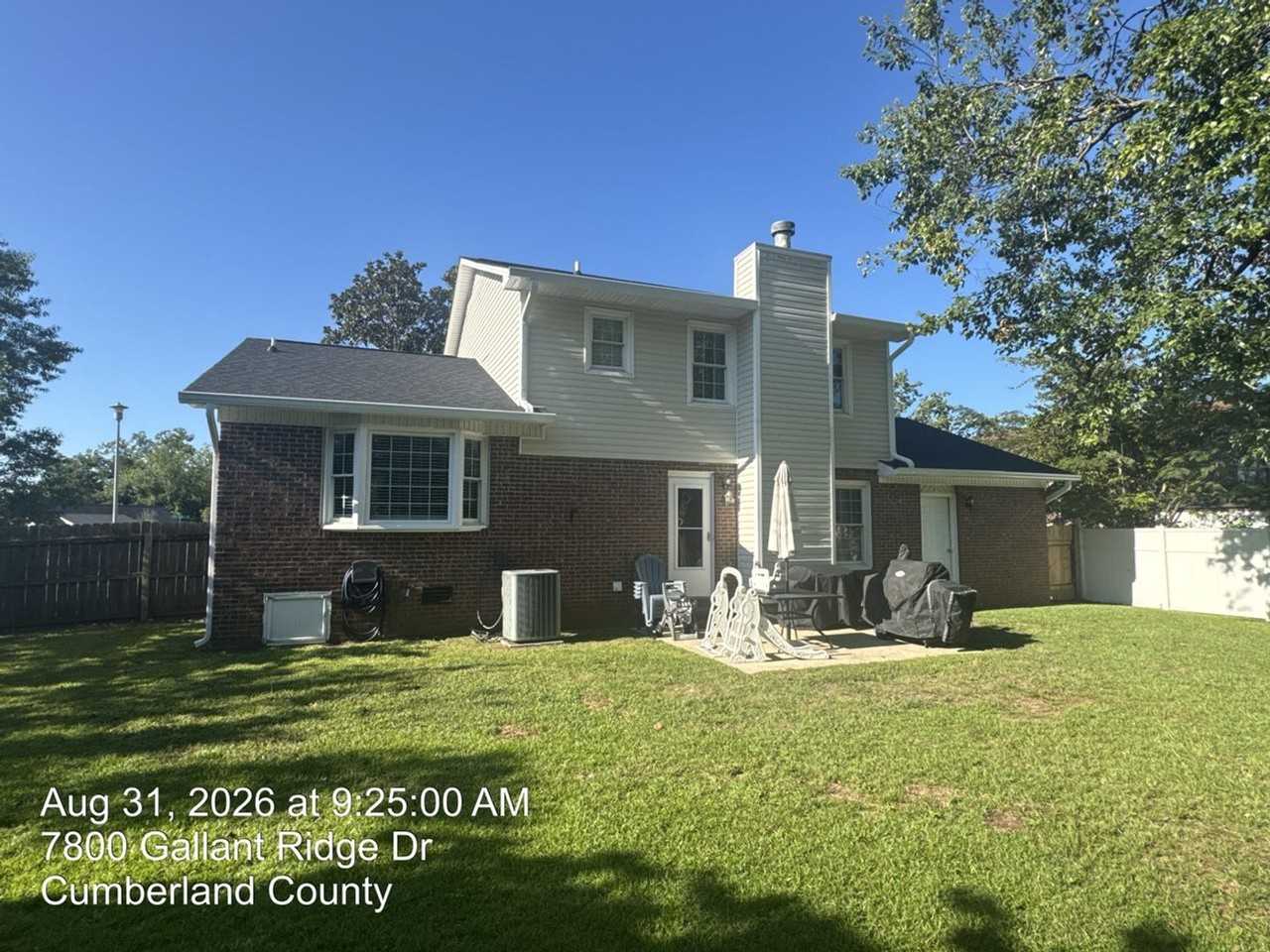 7800 Gallant Ridge Dr - Photo 2 of 18