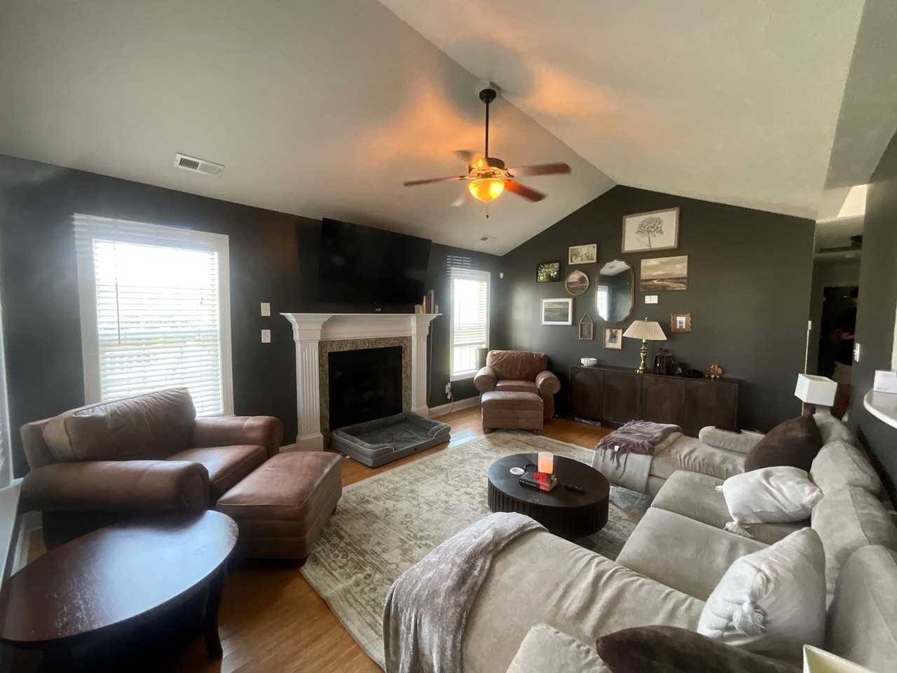 223 Victory Dr - Photo 5 of 33
