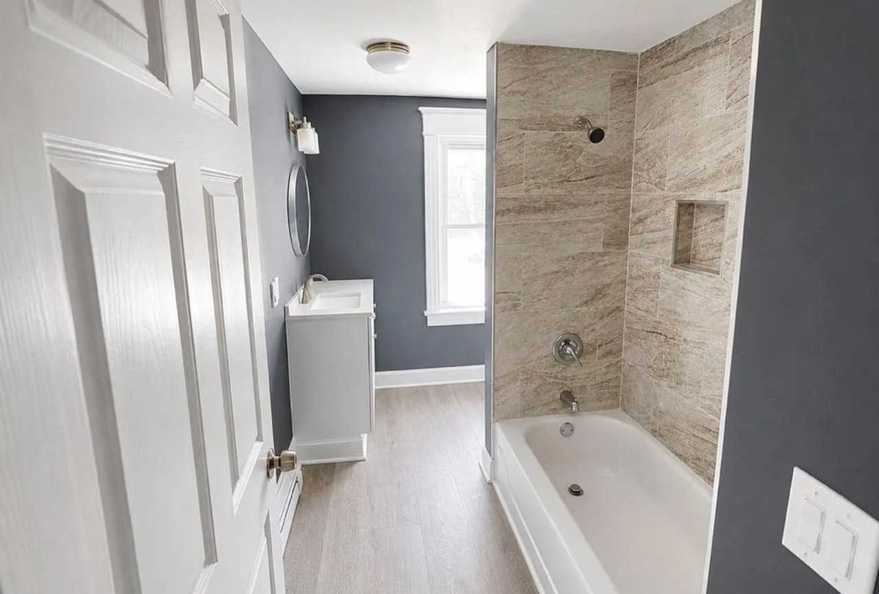 437 West Broad Street - Photo 7 of 24