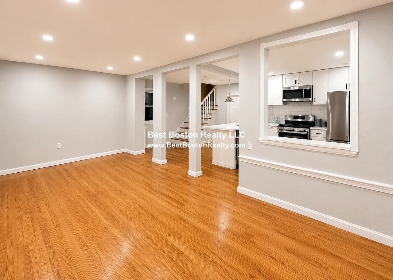25 Alice St #1F - Photo 6 of 14