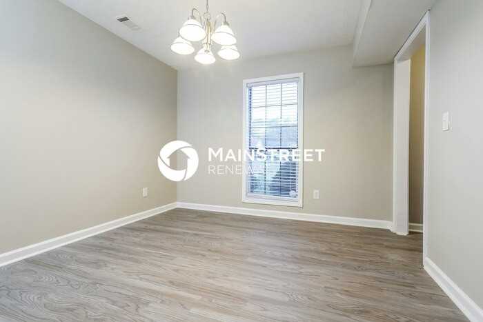 723 Arbor Hill Dr - Photo 5 of 17