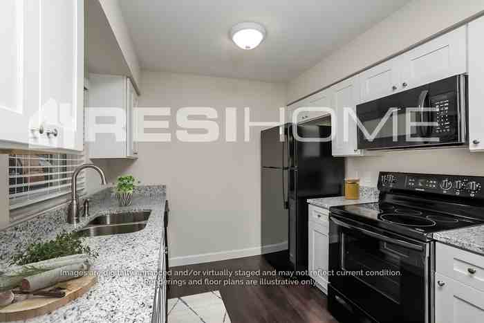 1348 Leroy Ct - Photo 2 of 16