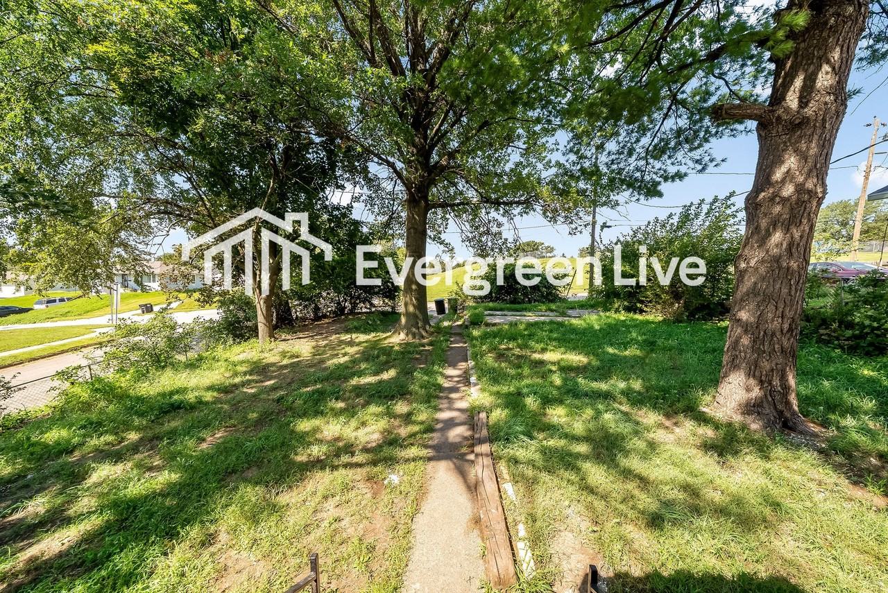 6102 Fontenelle Blvd - Photo 6 of 30