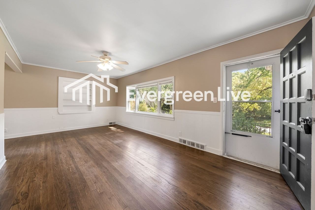 6102 Fontenelle Blvd - Photo 7 of 30