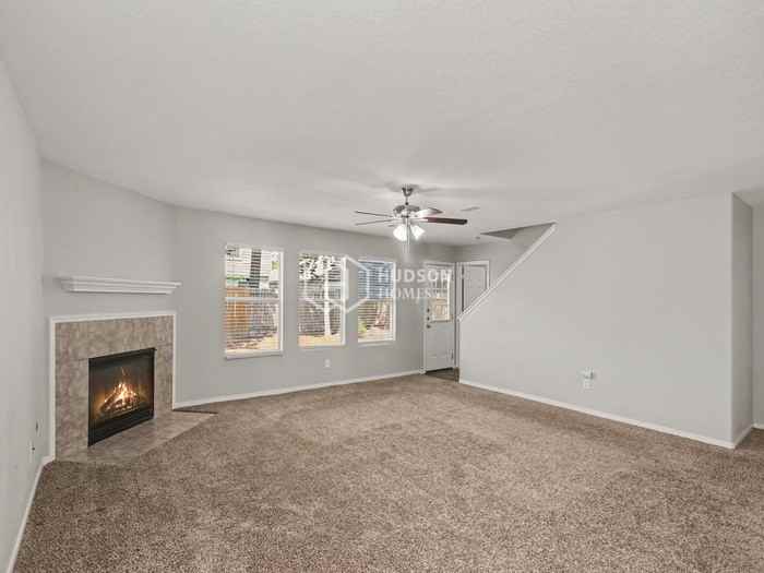 16956 Valiant Oak St - Photo 5 of 30