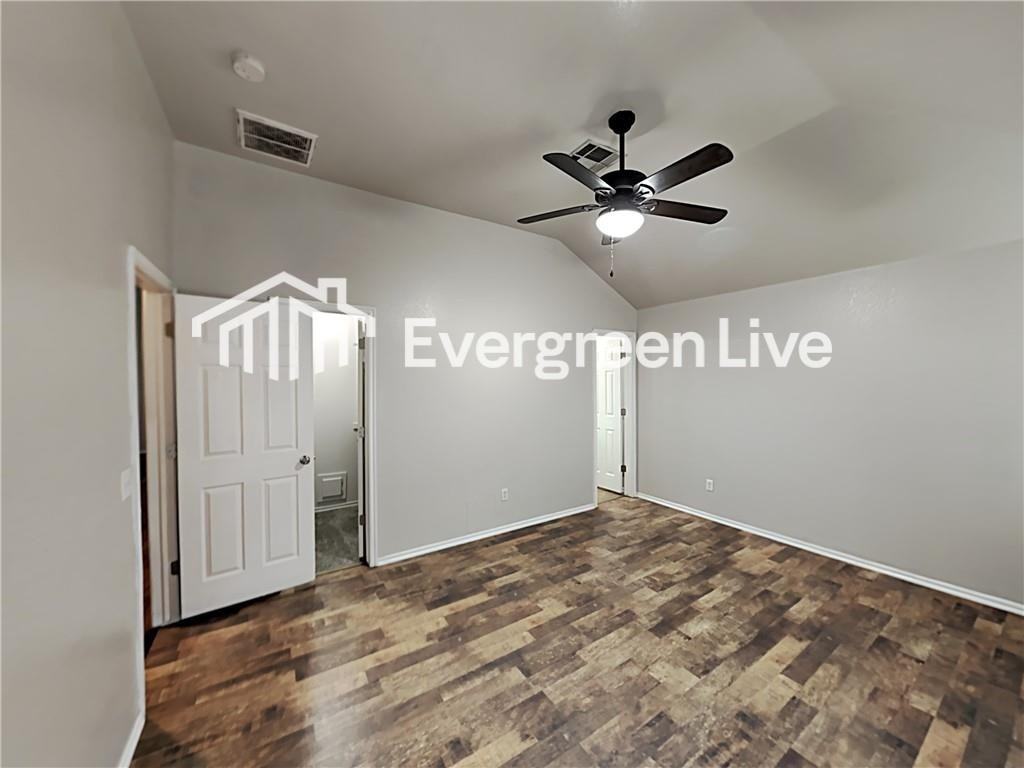 12220 Norway Ct - Photo 6 of 7