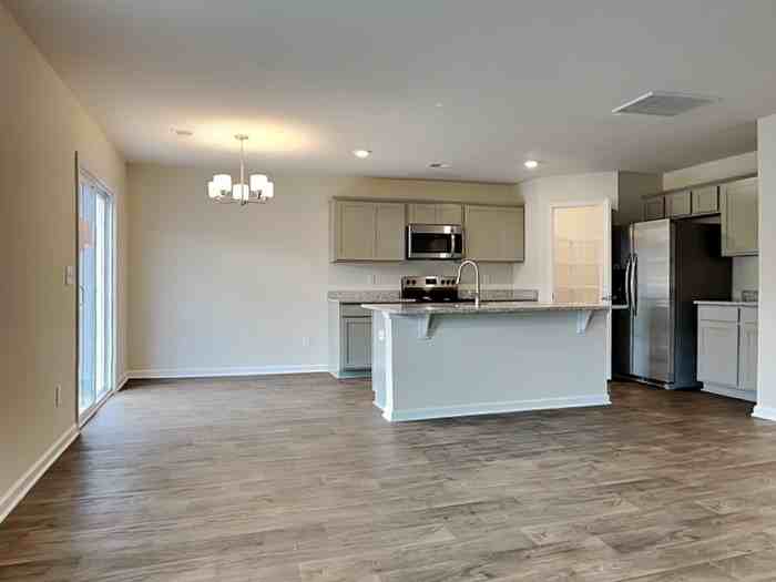 129 Boat Club Ln - Photo 6 of 24