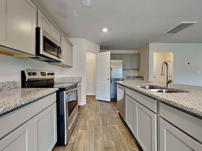 129 Boat Club Ln - Photo 7 of 24
