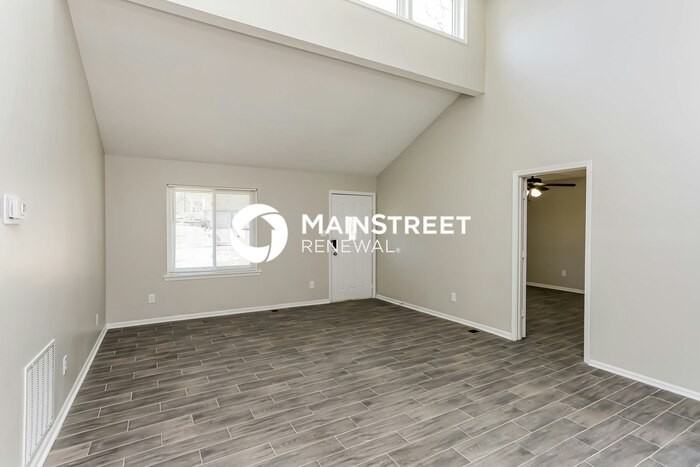 3056 Gwinnstone Cir #3056 - Photo 4 of 15