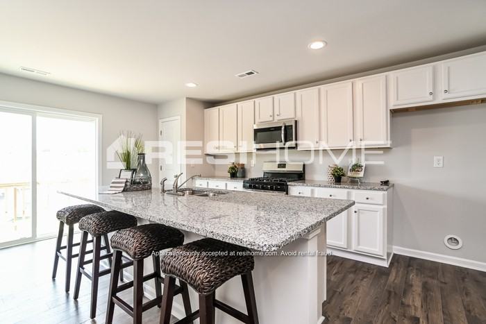 8396 Waxhaw Hwy - Photo 2 of 21