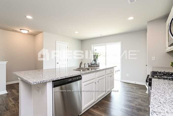 8396 Waxhaw Hwy - Photo 4 of 21