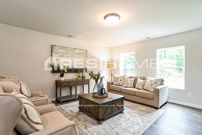8396 Waxhaw Hwy - Photo 6 of 21