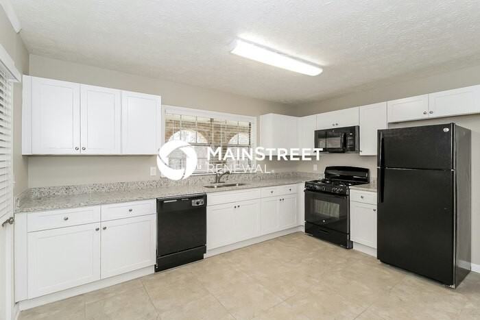4081 Cedar Ridge Trl - Photo 4 of 15