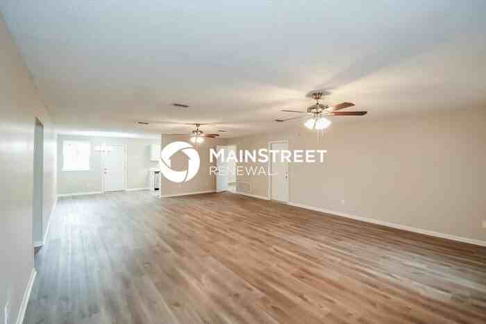 2830 Derringer Ct - Photo 3 of 16