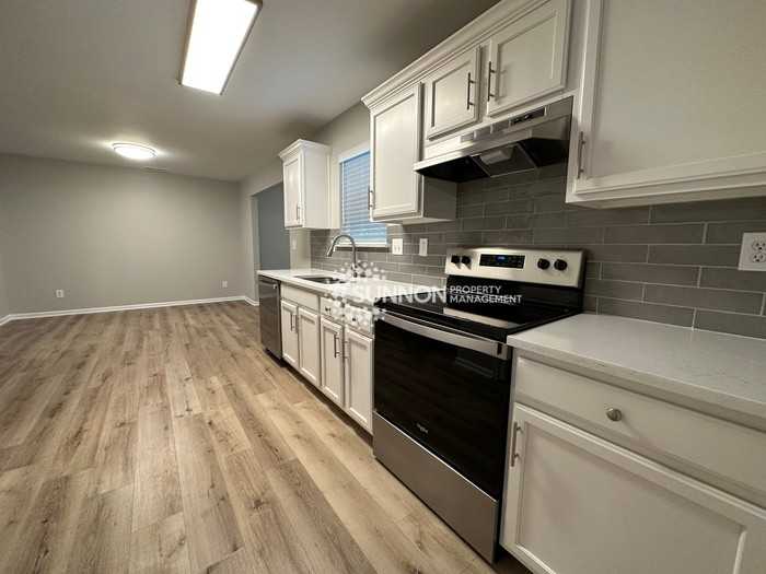 4801 Hamilton Cir - Photo 5 of 25