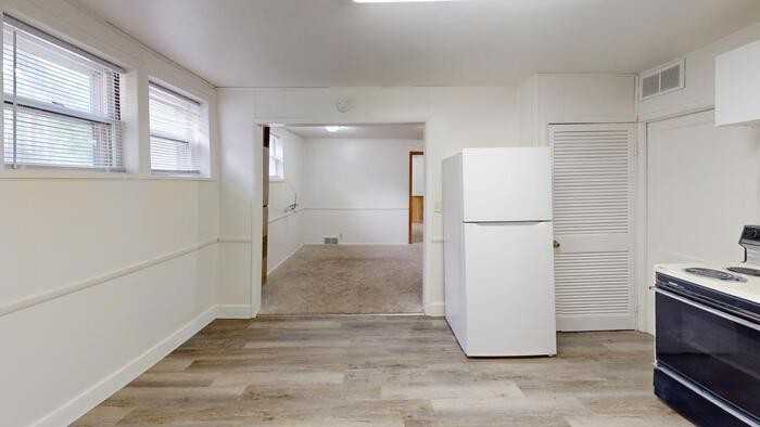 815 N 16th St #2 - Photo 7 of 7